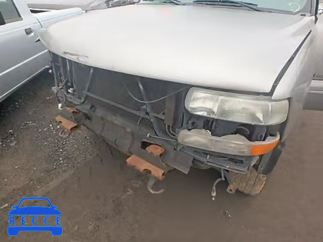 2000 CHEVROLET TAHOE C150 1GNEC13T3YJ155289 image 9