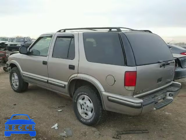 1998 CHEVROLET BLAZER 1GNDT13W6W2288903 image 2