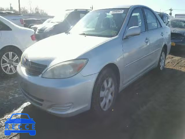 2004 TOYOTA CAMRY LE/X 4T1BE32K04U794261 Bild 1