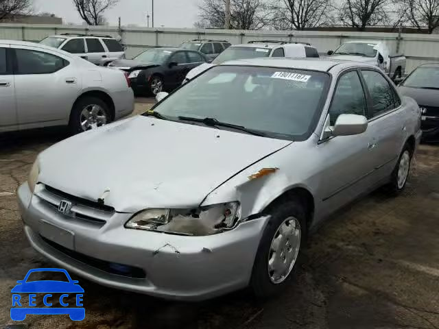 2000 HONDA ACCORD LX 1HGCG5649YA046661 image 1