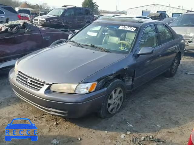 1999 TOYOTA CAMRY LE/X JT2BF28K2X0221983 Bild 1