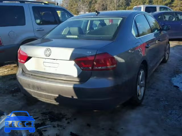 2015 VOLKSWAGEN PASSAT S 1VWAT7A32FC088728 image 3