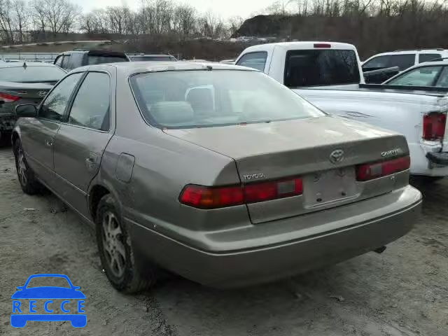 1999 TOYOTA CAMRY LE/X JT2BF22K5X0218374 Bild 2