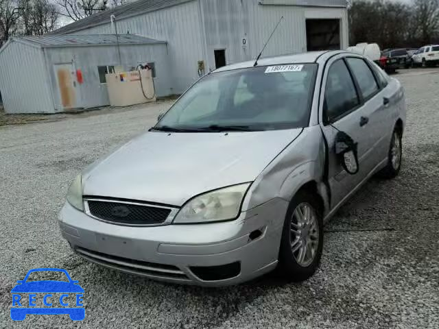 2005 FORD FOCUS ZX4 1FAFP34N05W263791 image 1