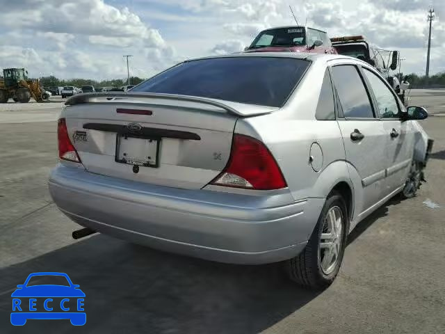 2000 FORD FOCUS SE/S 1FAFP3433YW313294 Bild 3