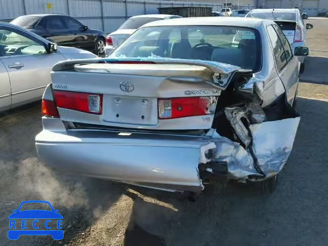 2001 TOYOTA CAMRY LE/X 4T1BF22K71U129960 image 9