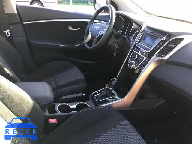 2017 HYUNDAI ELANTRA GT KMHD35LH9HU356843 image 4