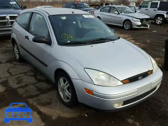 2000 FORD FOCUS ZX3 3FAFP3136YR180330 image 0