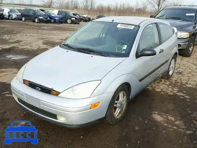 2000 FORD FOCUS ZX3 3FAFP3136YR180330 image 1