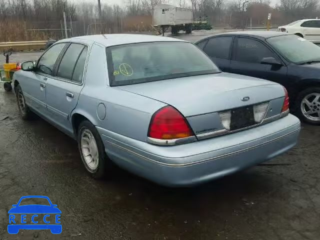 2002 FORD CROWN VICT 2FAFP74WX2X119343 image 2
