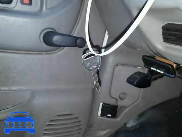 2001 CHEVROLET EXPRESS G2 1GCFG25W211118576 image 9