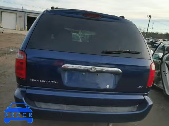 2002 CHRYSLER Town and Country 2C8GP74L42R705219 image 9