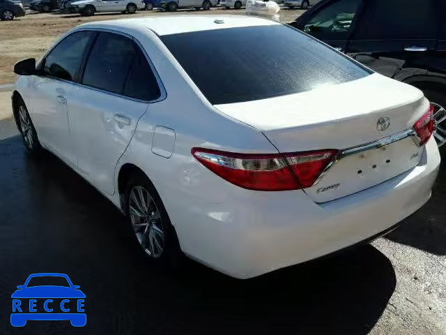 2017 TOYOTA CAMRY LE 4T1BF1FK8HU340633 image 2