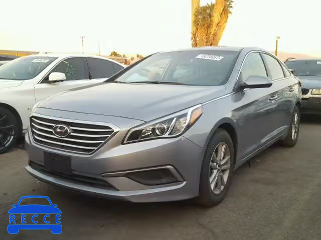 2016 HYUNDAI SONATA SE 5NPE24AF4GH331526 зображення 1