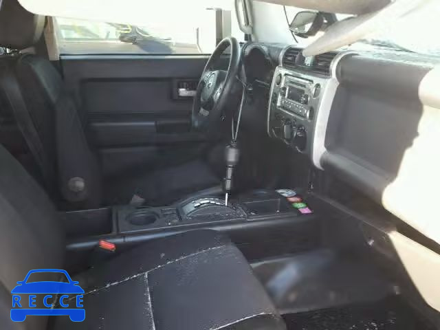 2011 TOYOTA FJ CRUISER JTEZU4BF5BK011521 image 4