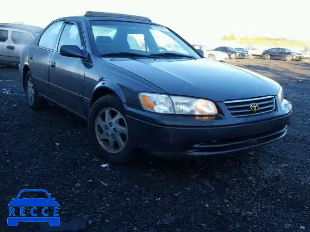 2001 TOYOTA CAMRY LE/X JT2BF28K710299697 image 0
