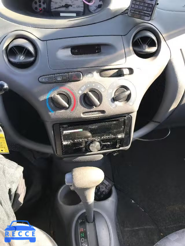 2002 TOYOTA ECHO JTDBT123X20254136 Bild 8