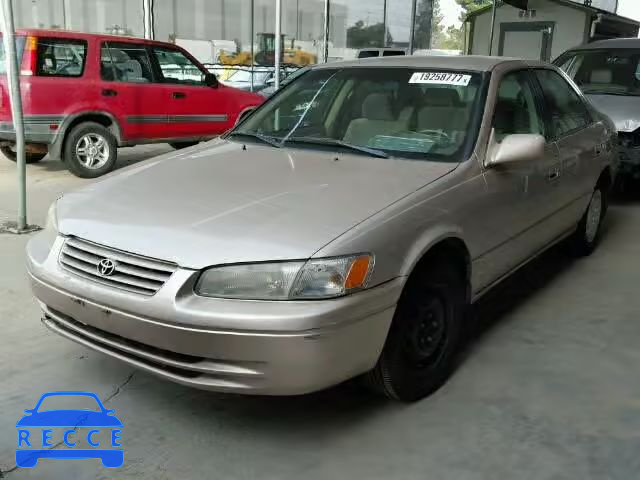 1999 TOYOTA CAMRY CE/L 4T1BG28K6XU556981 image 1