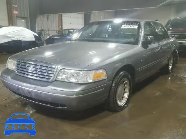 2001 FORD CROWN VICT 2FAFP74W21X117973 image 1