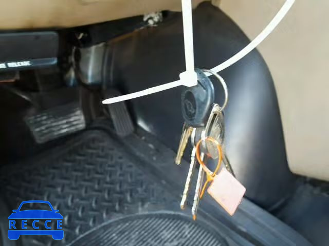 2001 CHEVROLET EXPRESS G2 1GCFG25W611152634 image 9