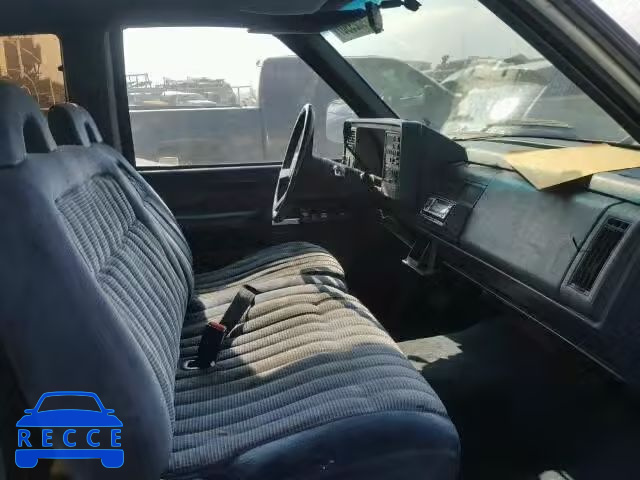 1989 CHEVROLET C2500 2GCFC29KXK1235319 image 4