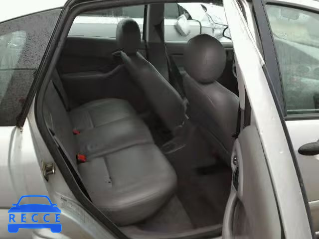 2002 FORD FOCUS ZX5 3FAFP37322R163250 image 5