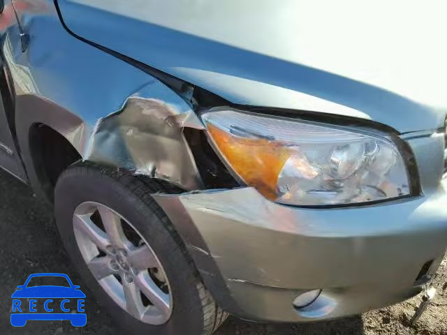 2007 TOYOTA RAV4 LTD JTMBD31V475111382 image 8