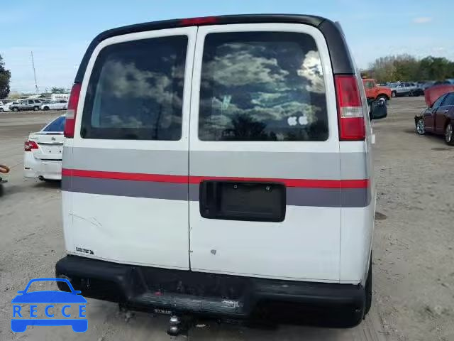 2005 CHEVROLET EXPRESS G1 1GCFG15X351222373 image 8