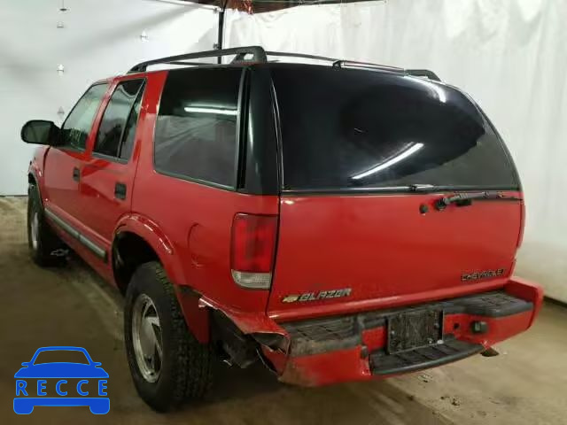 2001 CHEVROLET BLAZER 1GNDT13W71K253442 image 2