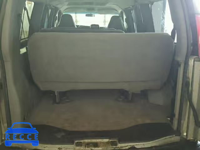2004 CHEVROLET EXPRESS G2 1GAGG25U241150511 image 8