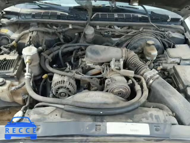 1998 CHEVROLET BLAZER 1GNDT13W9W2167086 image 6