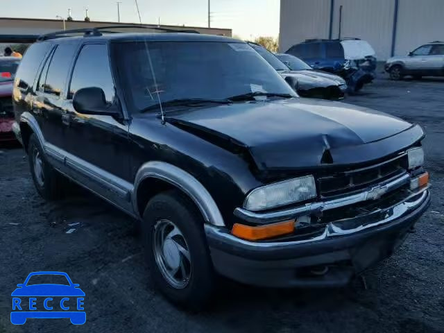 1998 CHEVROLET BLAZER 1GNDT13W5W2294465 image 0