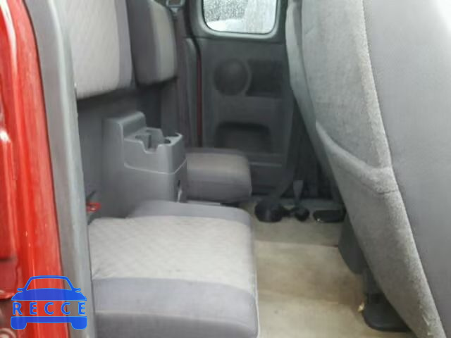 2005 GMC CANYON 1GTCS196X58137668 image 5