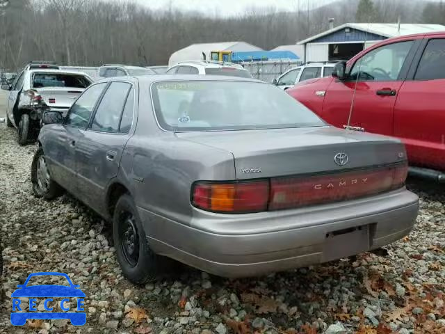 1992 TOYOTA CAMRY LE 4T1SK12E1NU072550 image 2