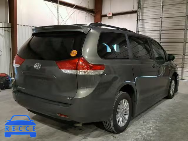 2011 TOYOTA SIENNA XLE 5TDYK3DC1BS099432 image 3