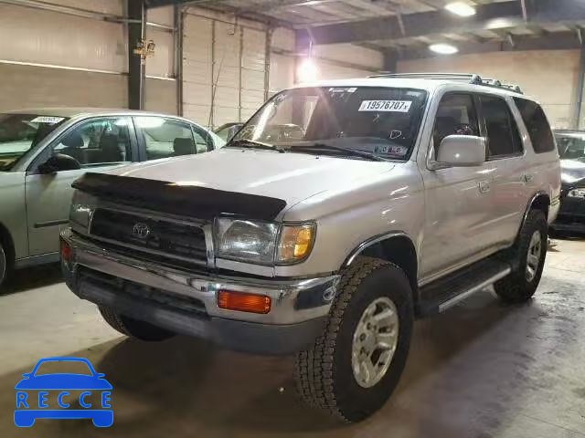 1998 TOYOTA 4RUNNER SR JT3HN86R3W0135110 image 1