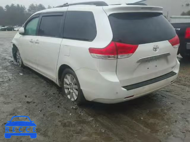 2011 TOYOTA SIENNA XLE 5TDDK3DC5BS008306 image 2