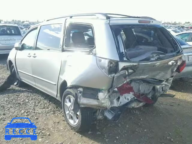 2004 TOYOTA SIENNA XLE 5TDZA22C84S120042 image 2