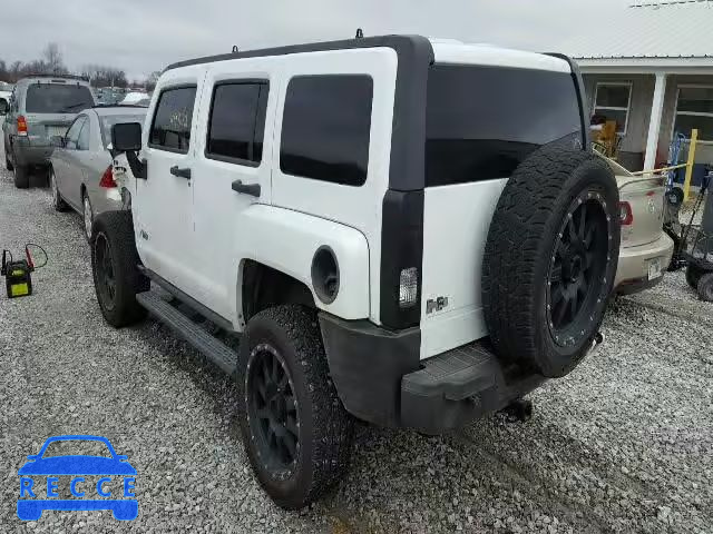 2006 HUMMER H3 SUV 5GTDN136068195285 image 2