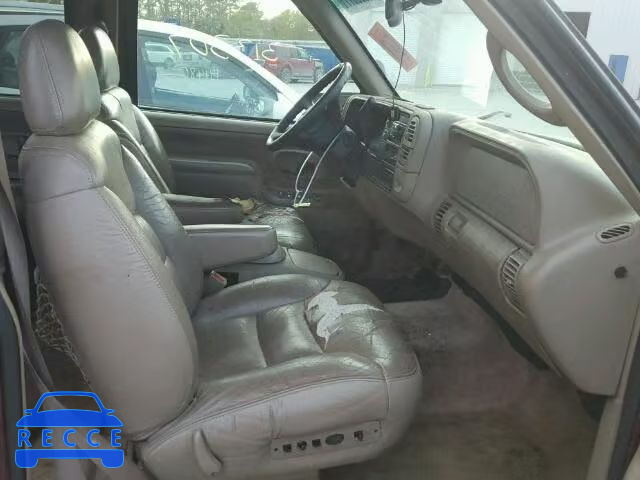 1998 GMC C1500 SUBU 1GKEC16R0WJ724089 image 4