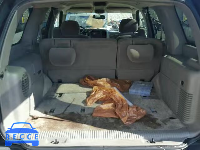 2002 CHEVROLET TAHOE C150 1GNEC13T32R128960 Bild 8