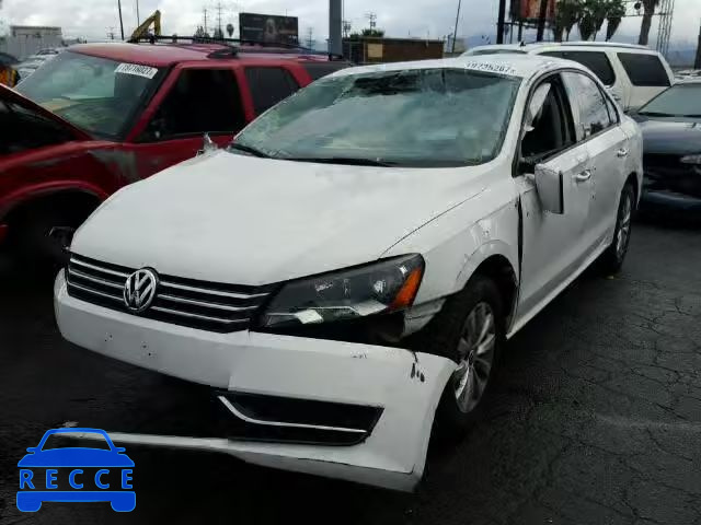 2015 VOLKSWAGEN PASSAT S 1VWAT7A38FC006047 зображення 1