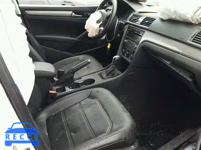 2015 VOLKSWAGEN PASSAT S 1VWAT7A38FC006047 зображення 4