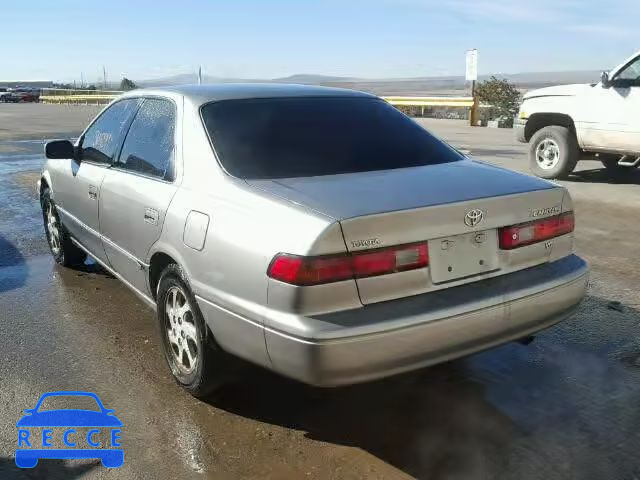 1999 TOYOTA CAMRY LE/X 4T1BF28K3XU076626 image 2