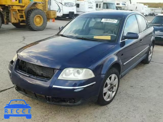 2002 VOLKSWAGEN PASSAT GLX WVWTH63B72P015272 Bild 1