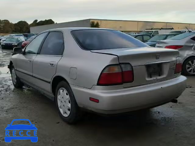 1997 HONDA ACCORD LX/ 1HGCD5639VA240795 зображення 2