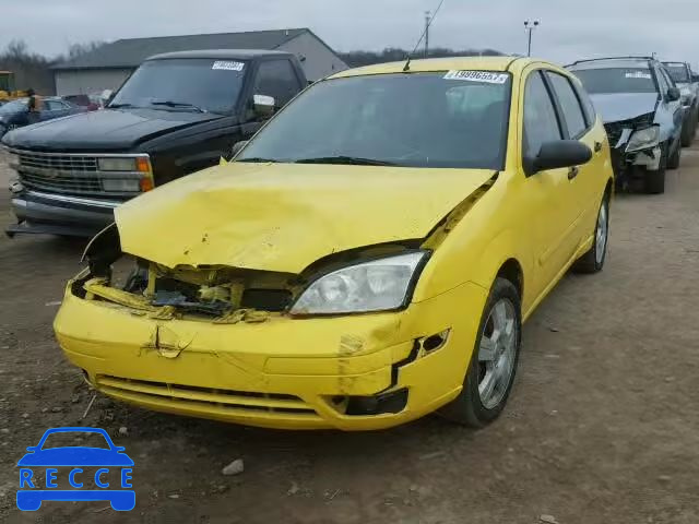 2005 FORD FOCUS ZX5 3FAFP37NX5R125397 image 1