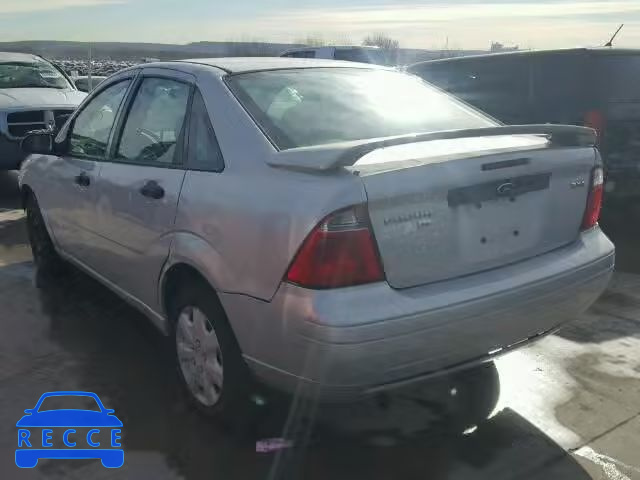 2005 FORD FOCUS ZX4 1FAFP34N85W112049 image 2