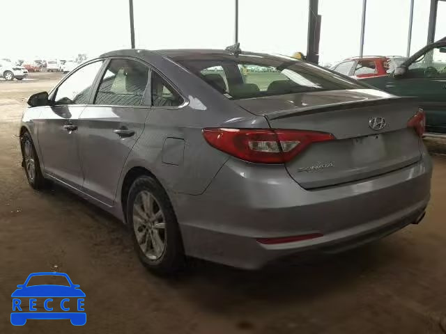 2016 HYUNDAI SONATA SE 5NPE24AF4GH383108 Bild 2