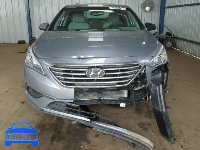 2016 HYUNDAI SONATA SE 5NPE24AF4GH383108 зображення 8